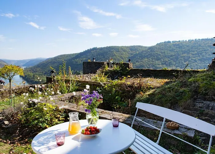 Kutscherhaus auf Burg Coraidelstein Klotten